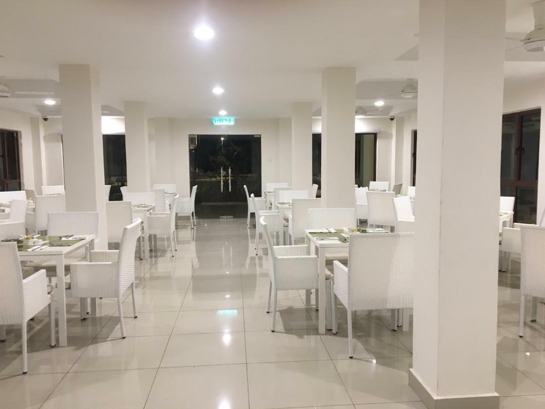 Royale Chulan Cherating Chalet Bagian luar foto